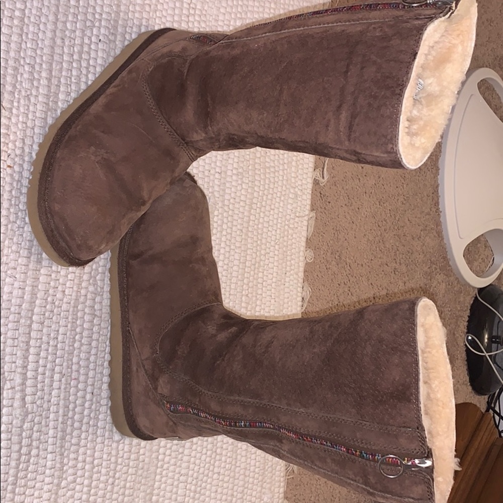 Ugg tall rainbow zip chocolate boot